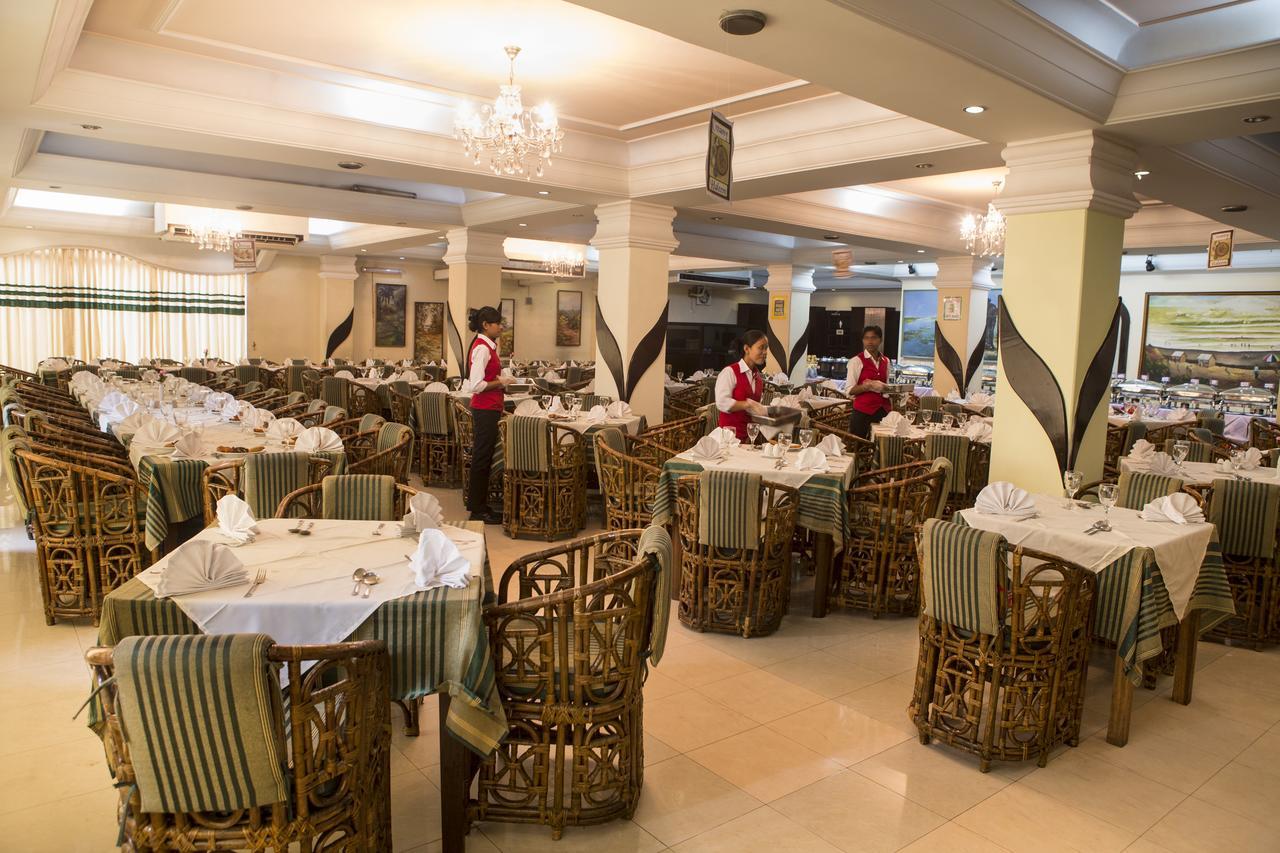 Meridian Hotel & Restaurant Dakhin Kattali Exterior foto